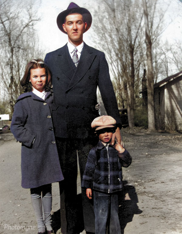 Rosalyn's dad, Richard Sourgeon Sister Phyllis Brother Olene. 1940s