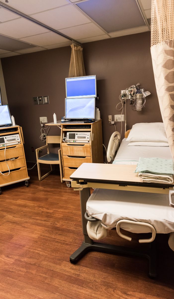 Why are commercial cleaning services contracted?