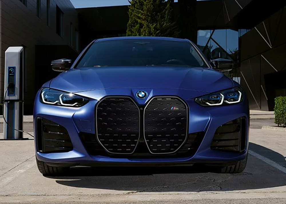 2024 BMW i4 Design Features