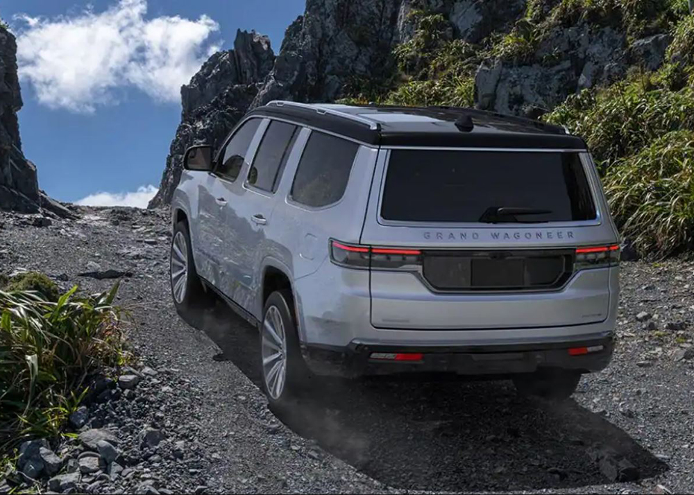 2023 Grand Wagoneer Off-Road Features