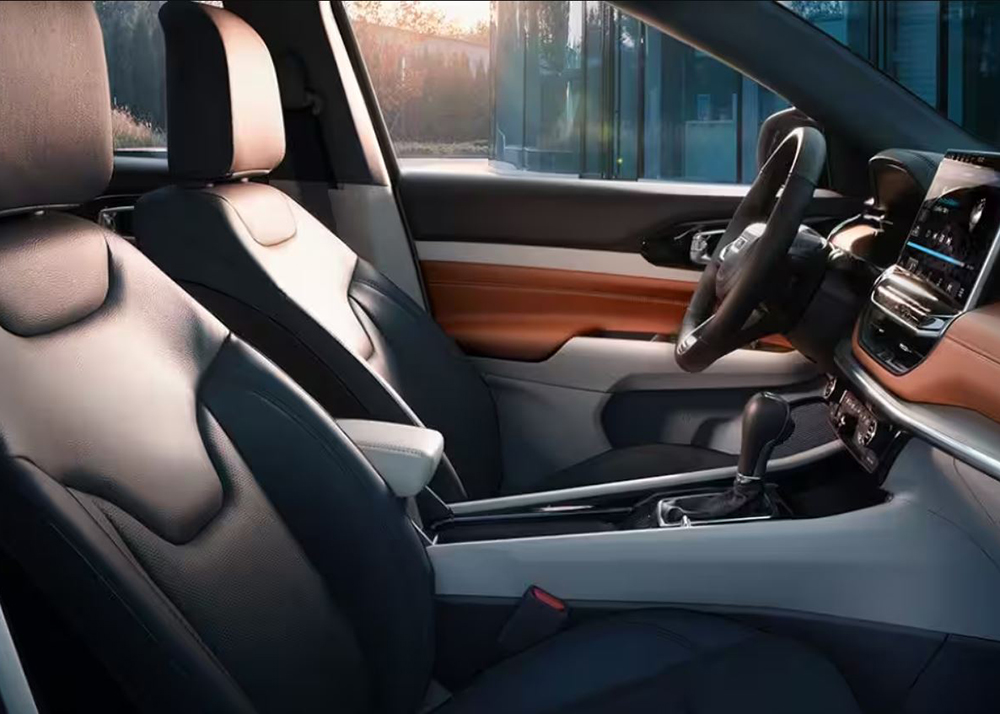 2023 Jeep Compass Interior Features