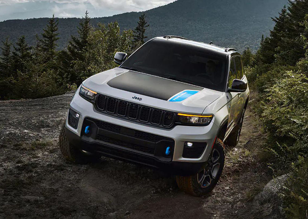 2023 Jeep Grand Cherokee 4xe Off-Road Features