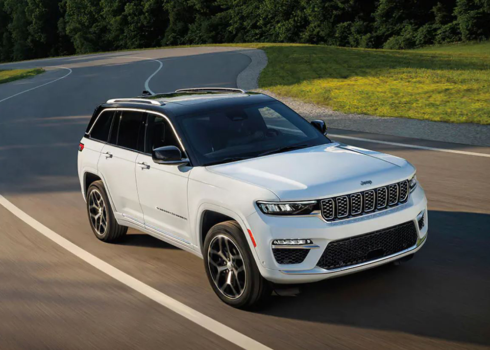 2023 Jeep Grand Cherokee 4xe Powertrain Features