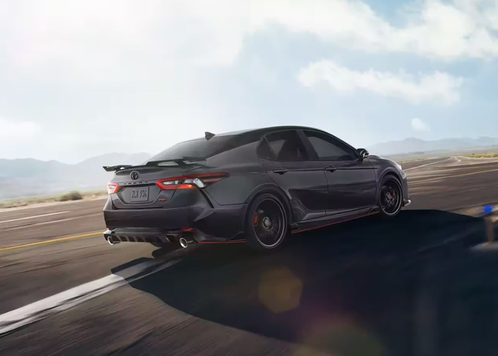 Toyota Camry Performance Features