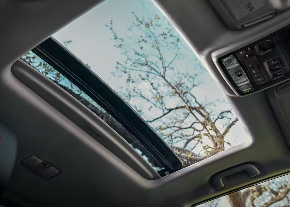 2023 Toyota Sequoia Sunroof