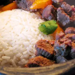 Carne con arroz,