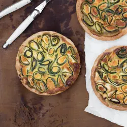 Tartas individuales de zapallo italiano