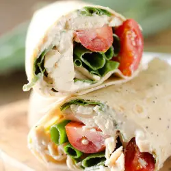 Wraps tomato, caws a sbigoglys