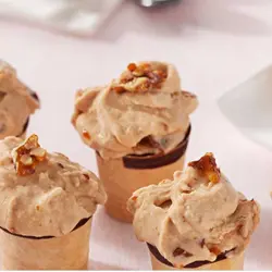 Helado de manjar con praline de nueces thermomix
