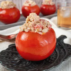 Tomaten mit huhn gefüllte und quinoa