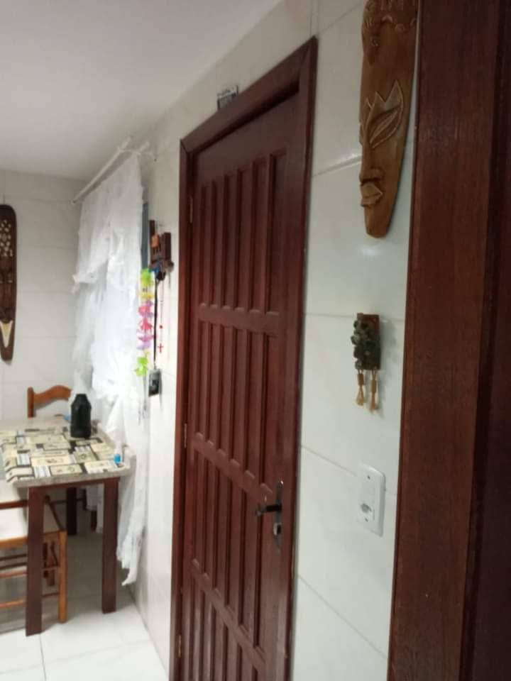 Sobrado com 2 Dormitórios à Venda, São João do Rio Vermelho