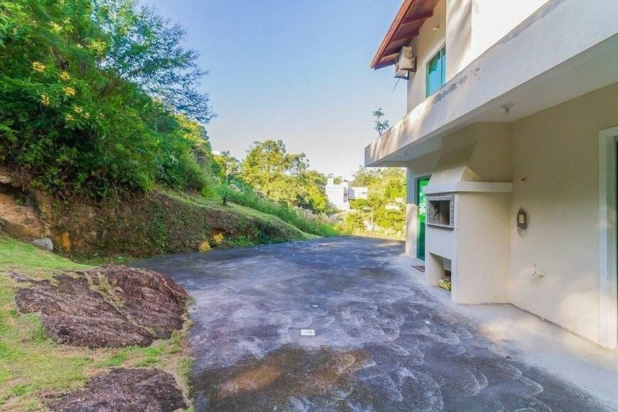 Casa Residencial à Venda na Trindade, Florianópolis - SC