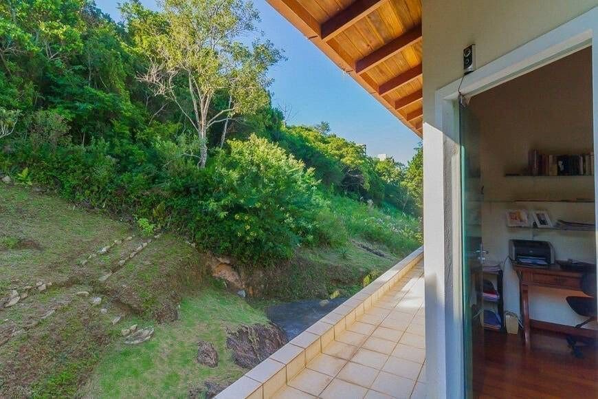 Casa Residencial à Venda na Trindade, Florianópolis - SC