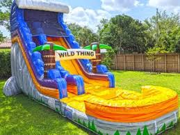 bounce houses to rent