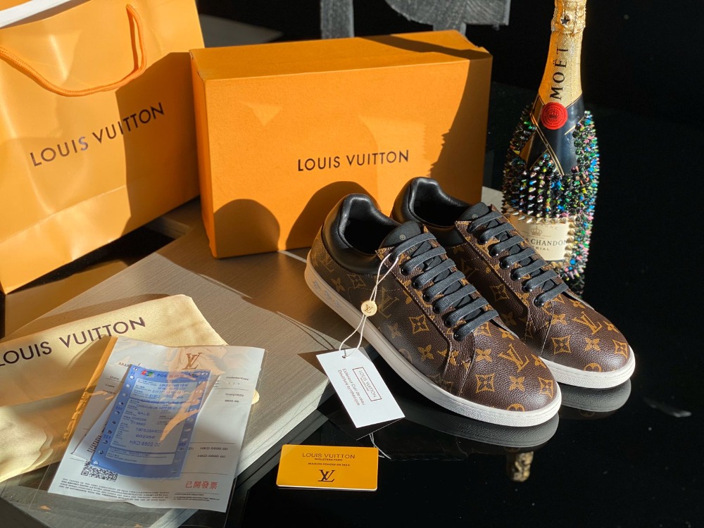 Sneakers Louis Vuitton Monogram Coffee - LuxuryShop GDL