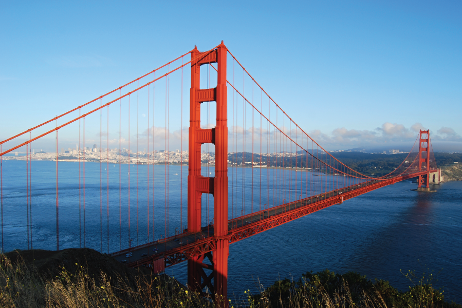 ALTTEXT: Enter key opens full-screen view with caption; escape key exits full screen.