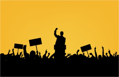 Politician with crowd silhouette - Vector 