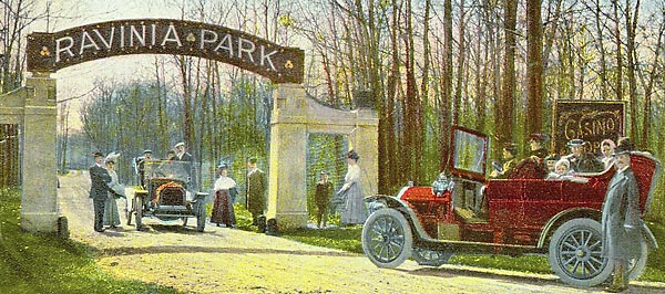 colorized photo of old Ravinia gate
