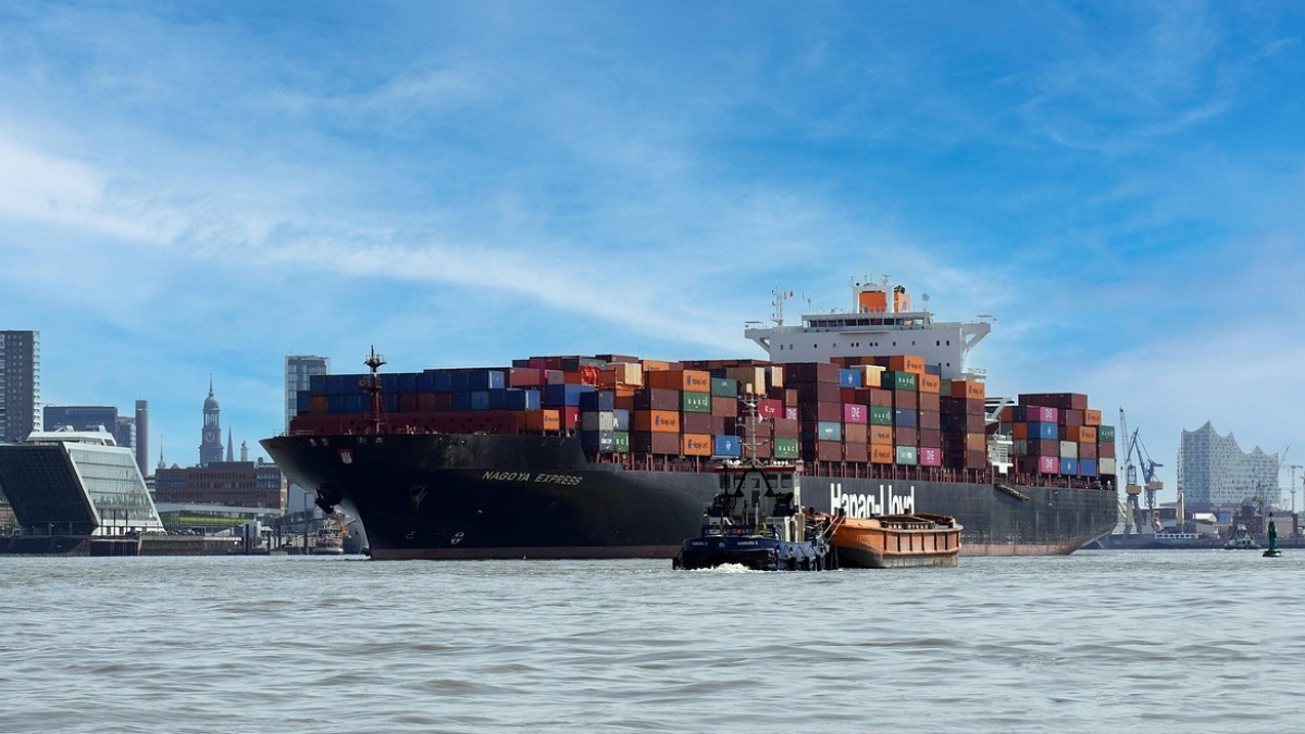 Sustainable Supply Chains: Integrating Responsibility into Business Operations