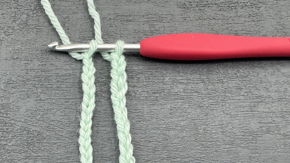 How to fix a tight foundation chain without going up a hook size