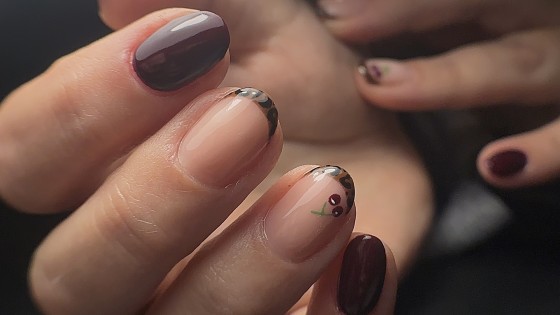Stay Ahead as an Advanced Nail Technician: Why Upskilling is Non-Negotiable