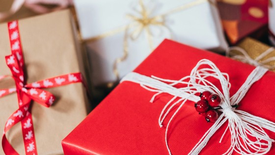 Episódio #8 O Natal que compramos: entre presentes e presença