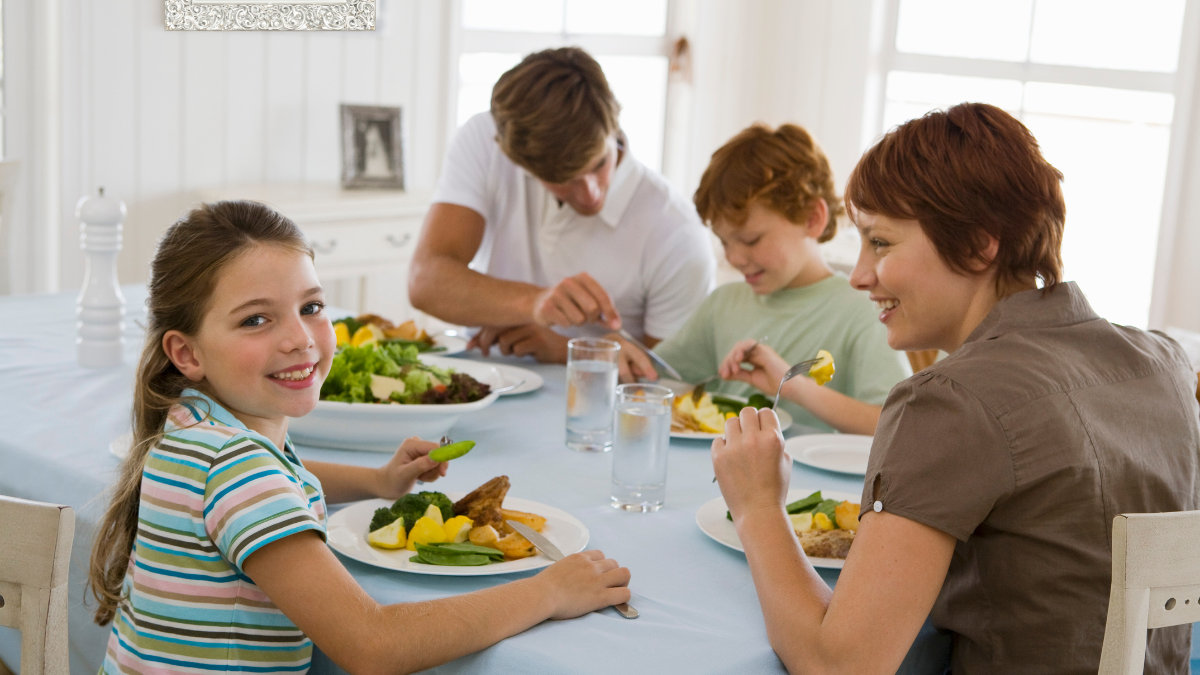 The Benefits of Family Meal Time