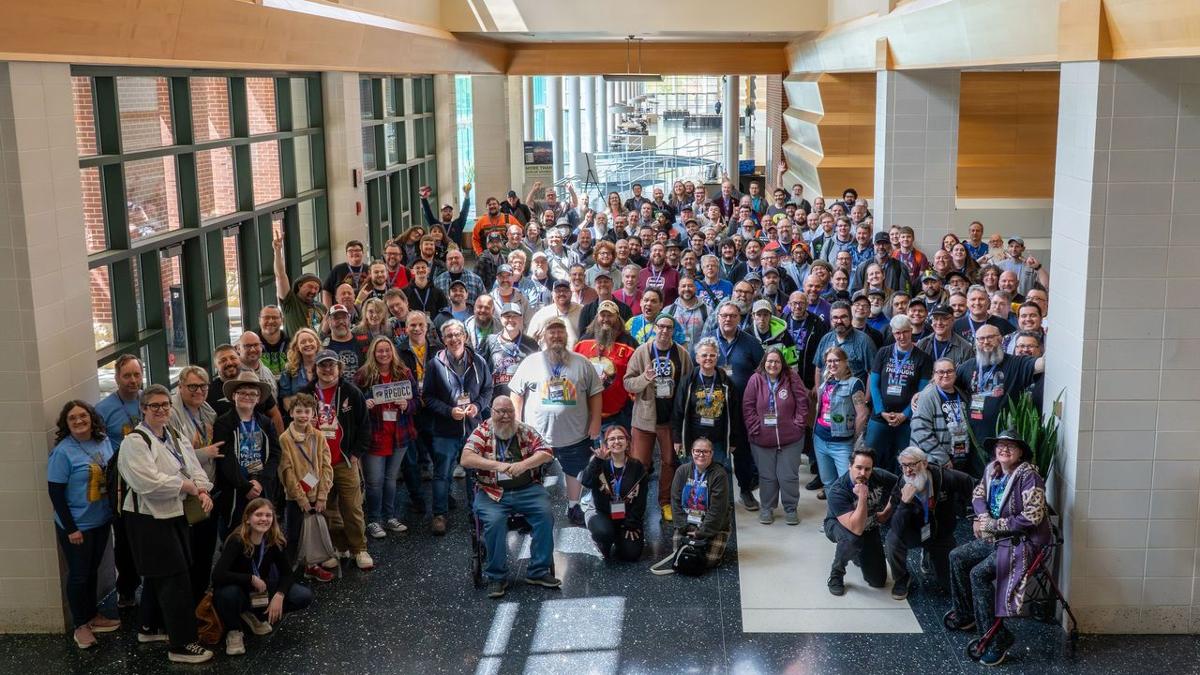 DC2-group-photo.jpeg