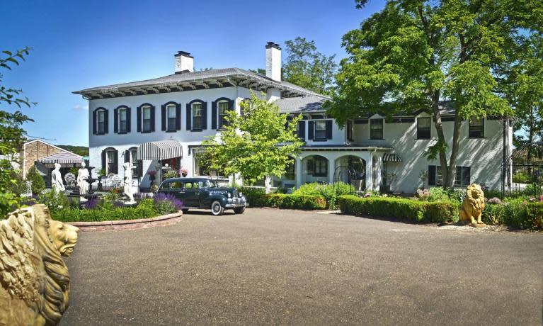 Maxwell-Mansion.jpg