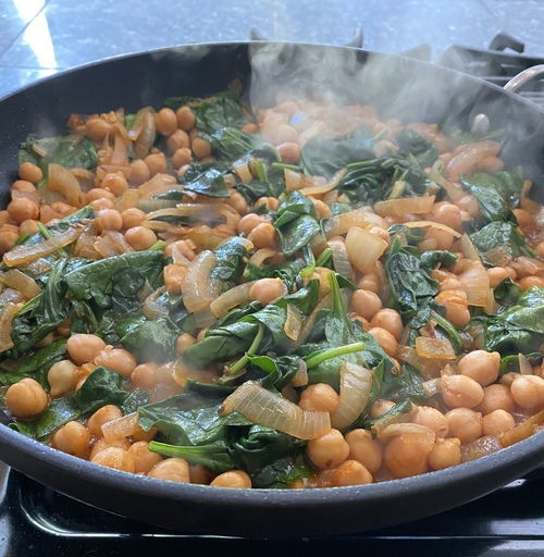 Chickpeas & Spinach Recipe | Cookooree