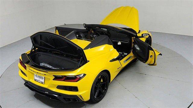 2025 Corvette E-Ray E-Ray Convertible 1LZ picture #14