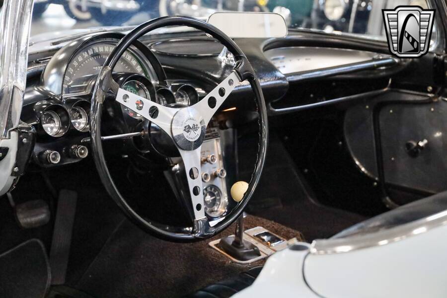 1960 Corvette picture #11