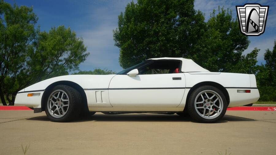 1989 Corvette Convertible picture #27