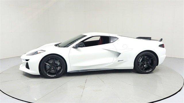 2025 Corvette E-Ray E-Ray Coupe 1LZ picture #2