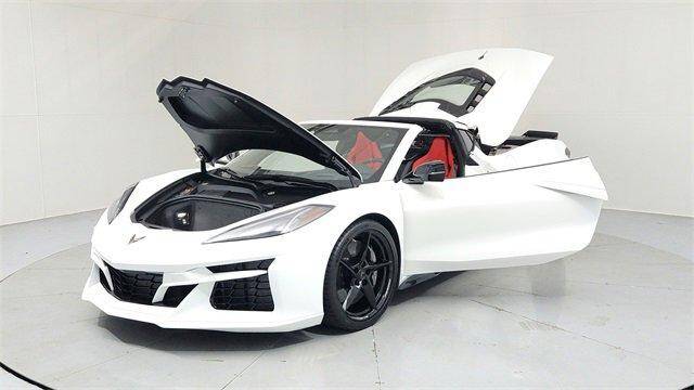 2025 Corvette E-Ray E-Ray Coupe 1LZ picture #9