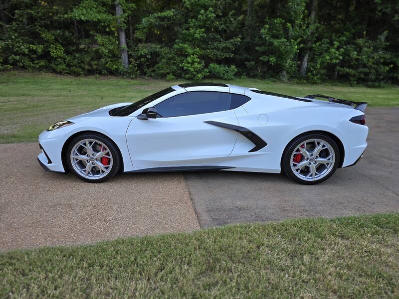 2022 Chevrolet Corvette Stingray Z51 Coupe 2LT picture #1