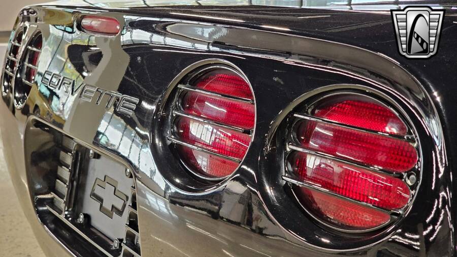 2000 Corvette picture #8
