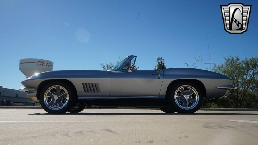 1967 Corvette Restomod picture #25