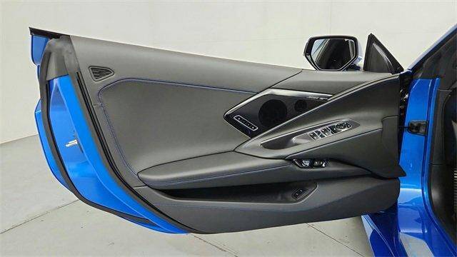 2026 Corvette Stingray Stingray Convertible 2LT picture #11