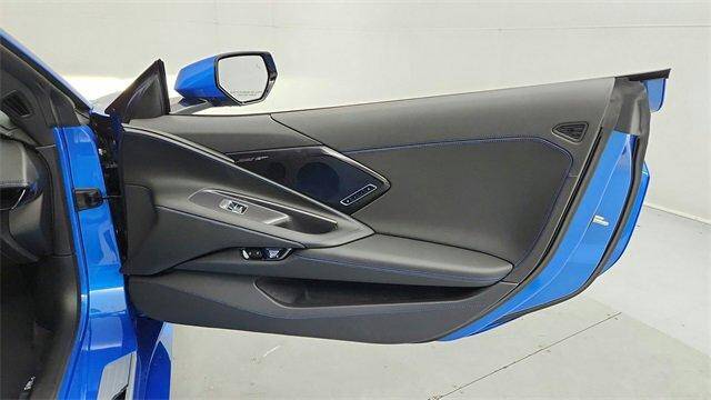 2026 Corvette Stingray Stingray Convertible 2LT picture #18