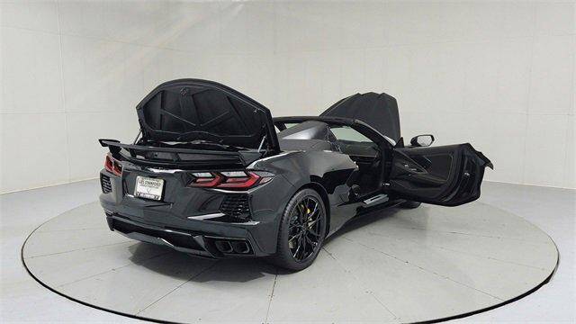 2026 Corvette Stingray Stingray Convertible 2LT picture #10