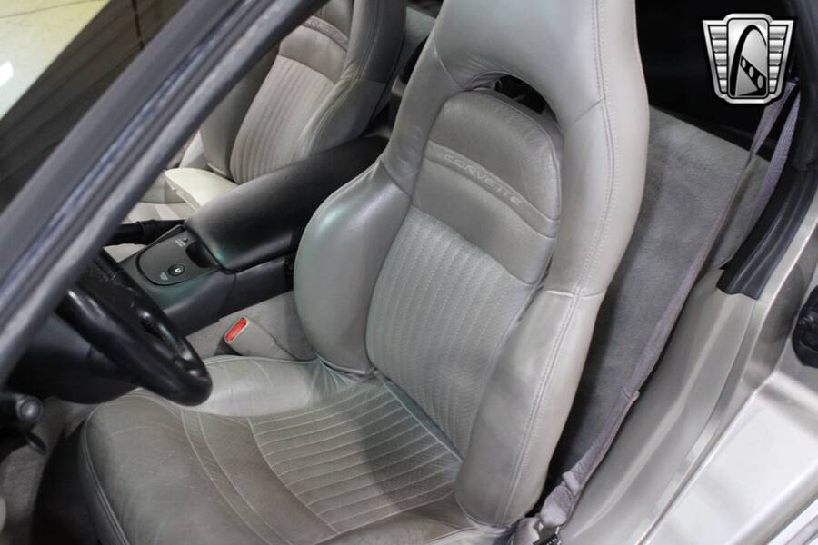 2001 Corvette picture #8