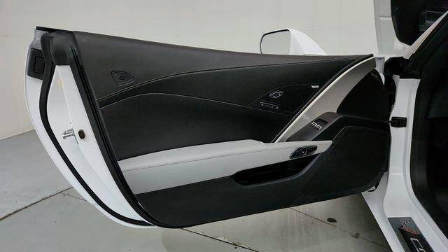 2017 Corvette Stingray Stingray Coupe 2LT picture #11