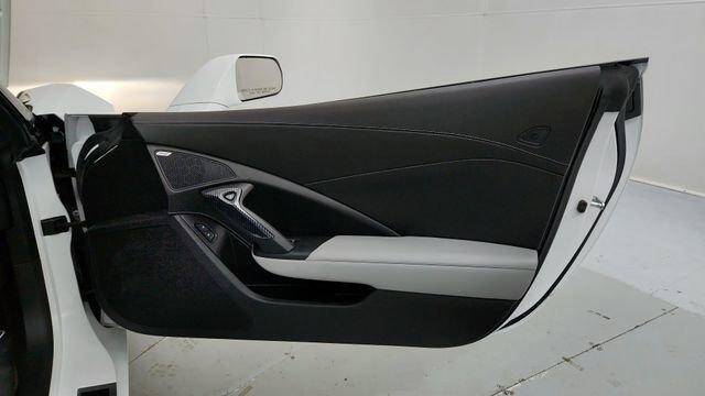 2017 Corvette Stingray Stingray Coupe 2LT picture #18