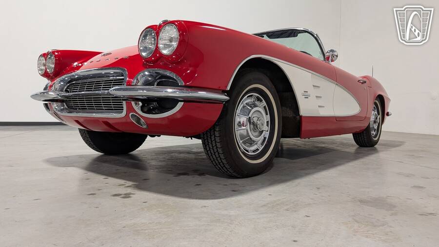 1961 Corvette picture #4