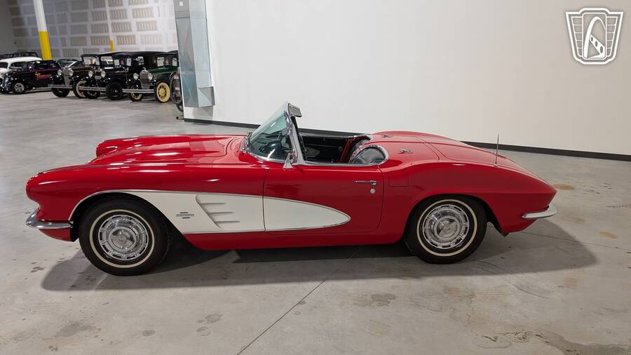 1961 Corvette picture #5