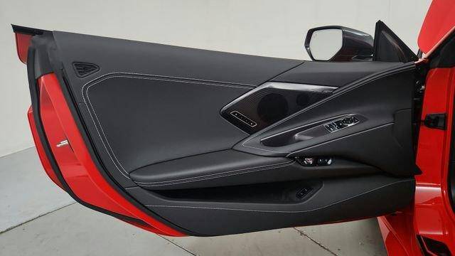 2024 Corvette Stingray Stingray Coupe 2LT picture #11