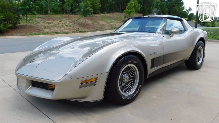 1982 Corvette picture #5