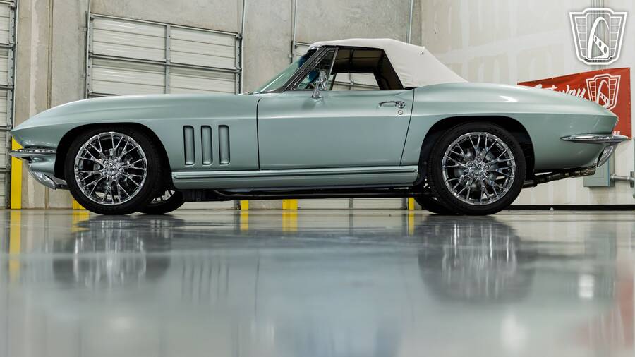 1965 Corvette picture #2