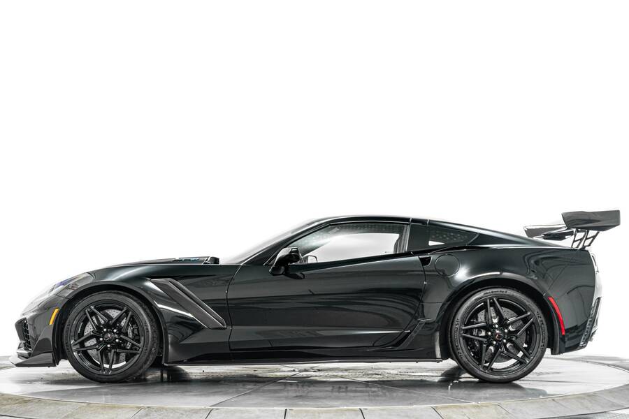 2019 Corvette ZR1 -ZTK Track Package, 7 Speed Manual, Brembo Carbon Ceramic Brakes picture #5